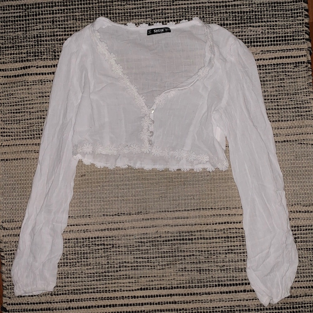 Crop white shirt